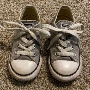 grey converse shoes size 8